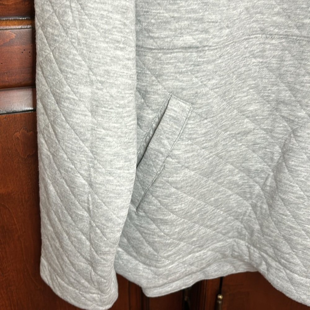 NWT Eddie Bauer Relaxed Fit Quilted Pullover - Picture 9 of 13